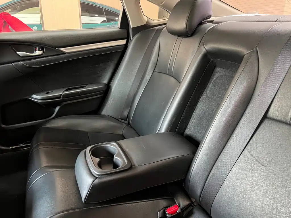 Honda Civic — миниатюра 20