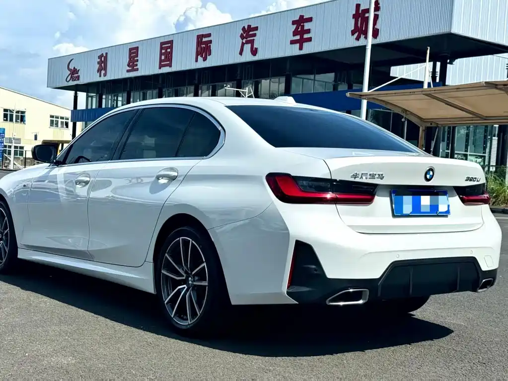 BMW 3 Series — миниатюра 4