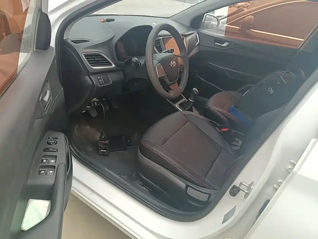 Hyundai Verna — миниатюра 16