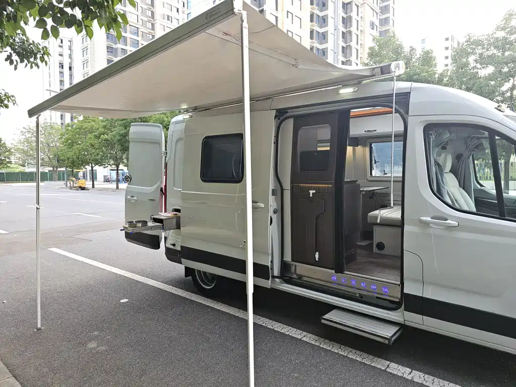 Maxus V90 RV — миниатюра 10