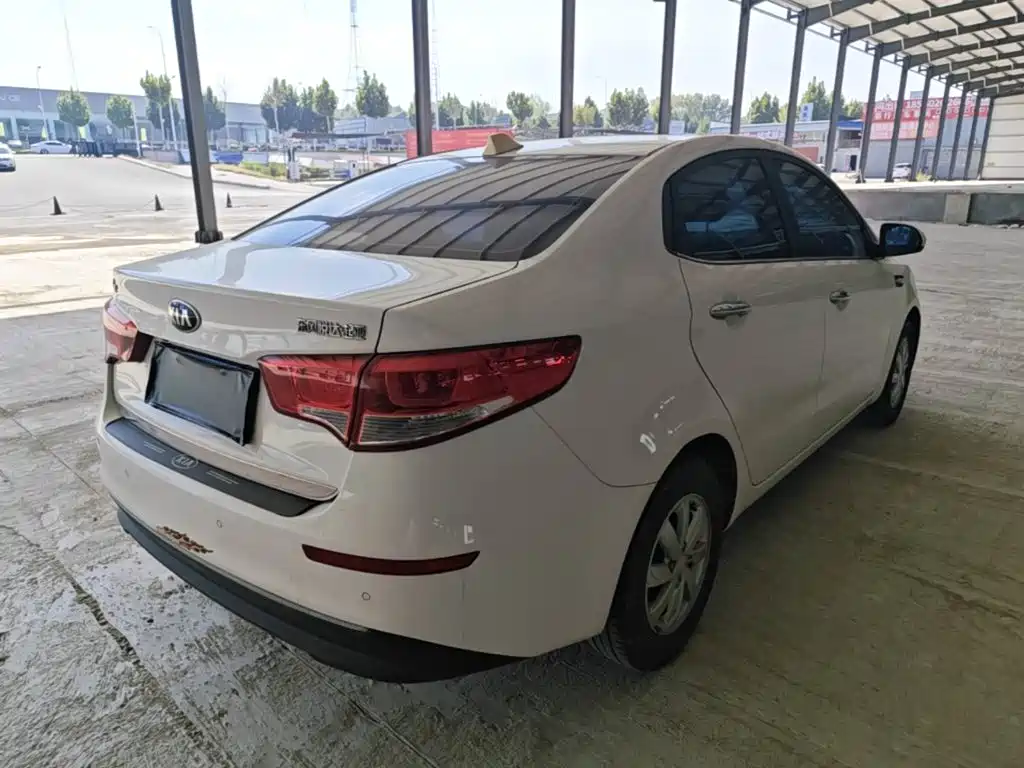 Kia K2 — миниатюра 7