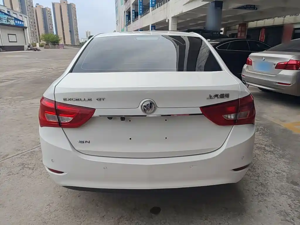 Buick Excelle — миниатюра 6