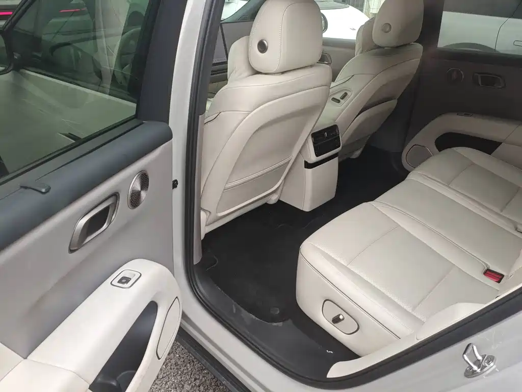 Li Auto i6 2025 Standard