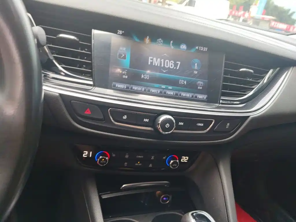 Buick Regal — миниатюра 14