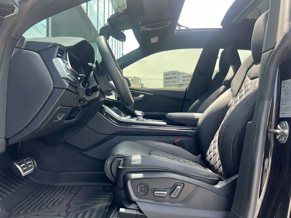 Audi Q8 — миниатюра 17