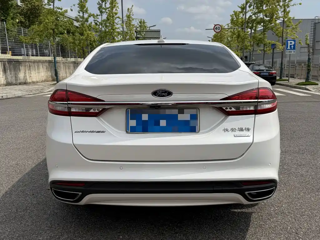 Ford Mondeo — миниатюра 4
