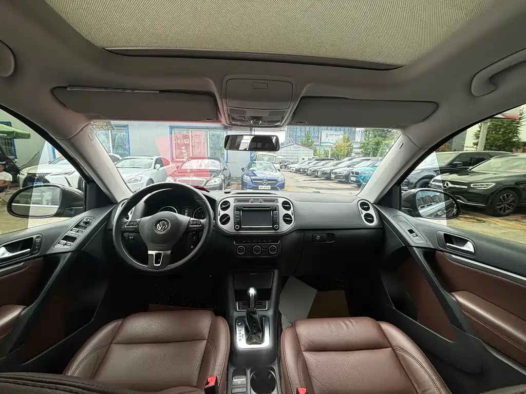 Volkswagen Tiguan — миниатюра 16