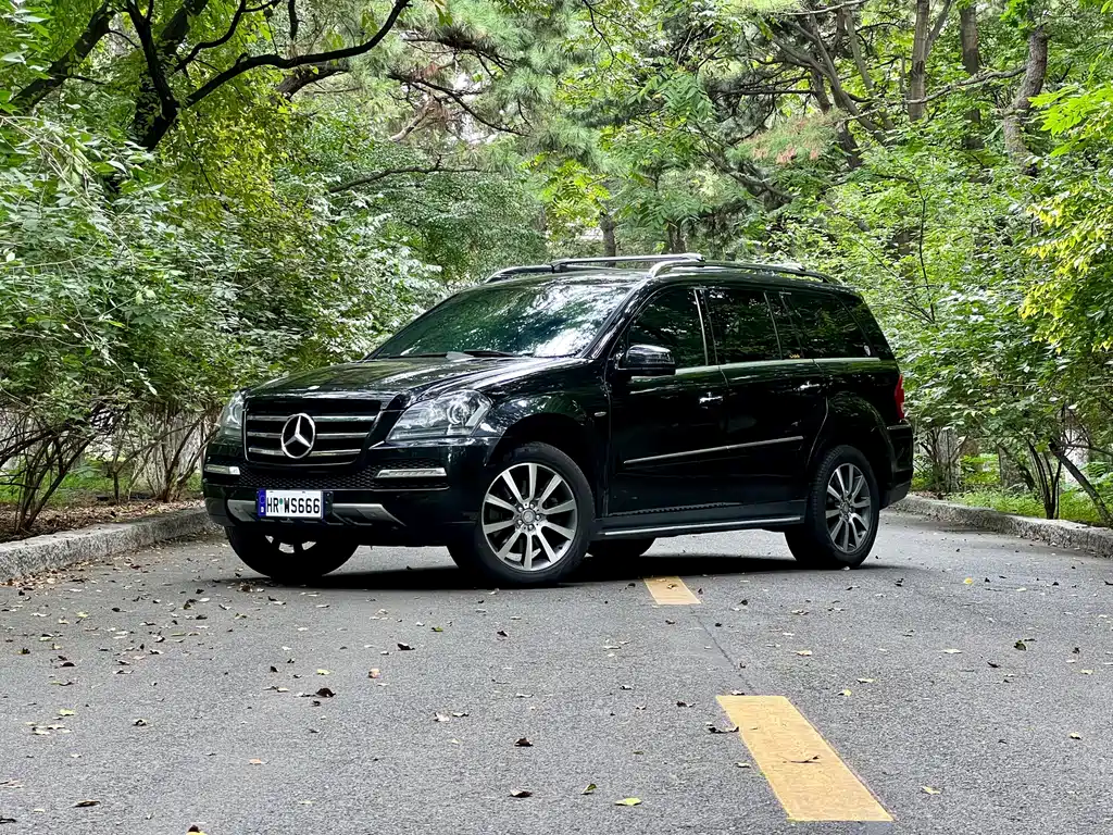 Mercedes-Benz GL-Class