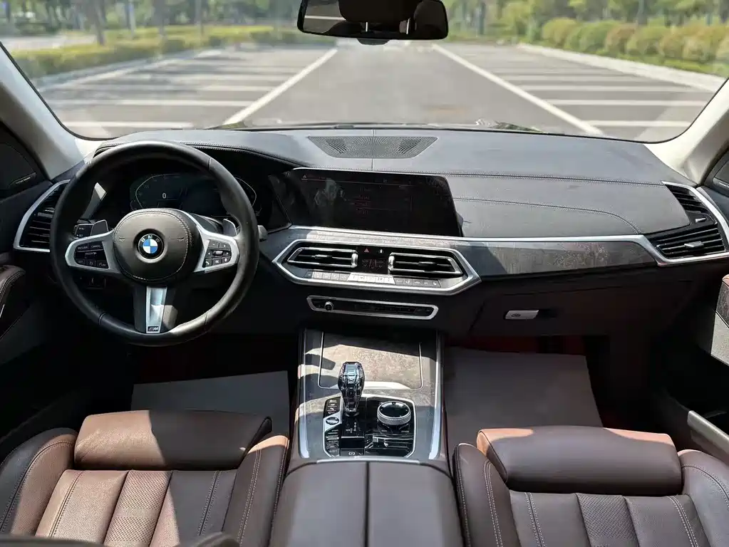 BMW X5 2020 xDrive40i M Sport
