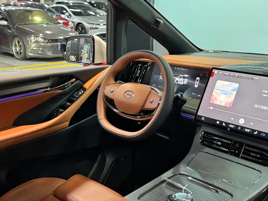 GAC TRUMPCHI YEARNING FOR M8