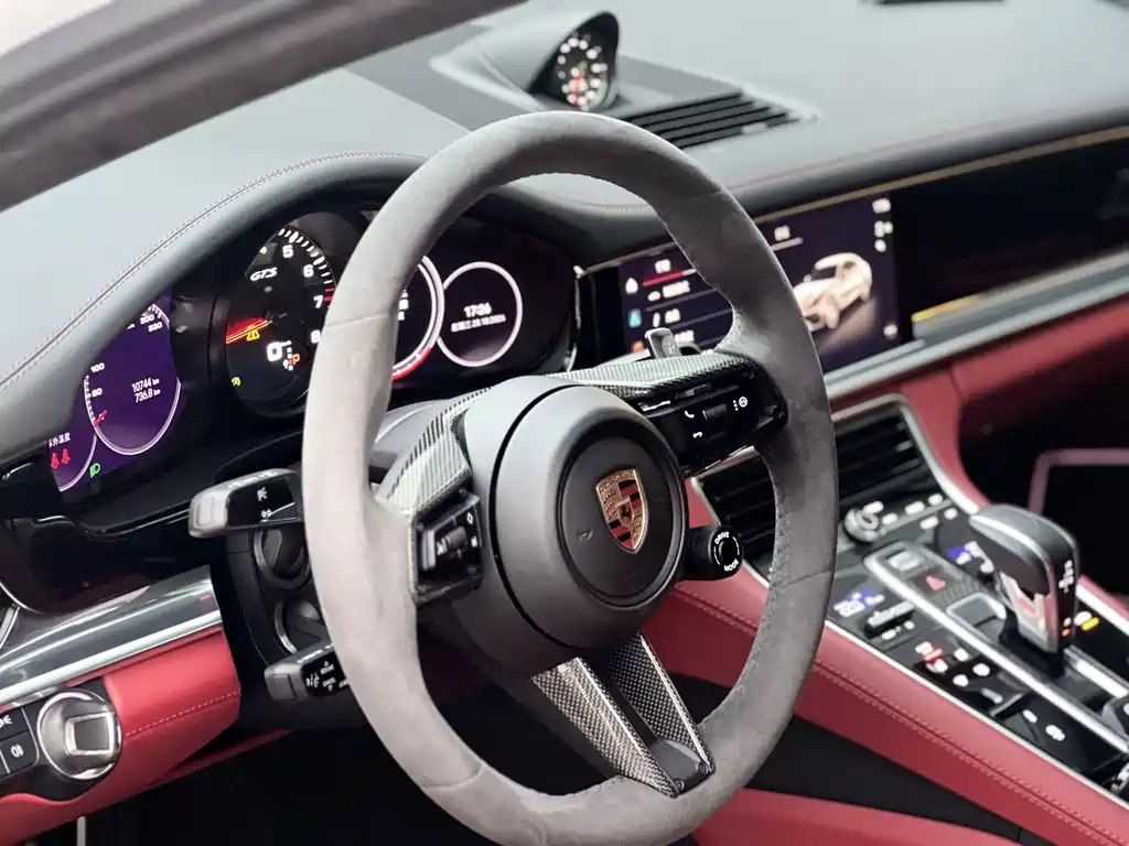 Porsche Panamera — миниатюра 22