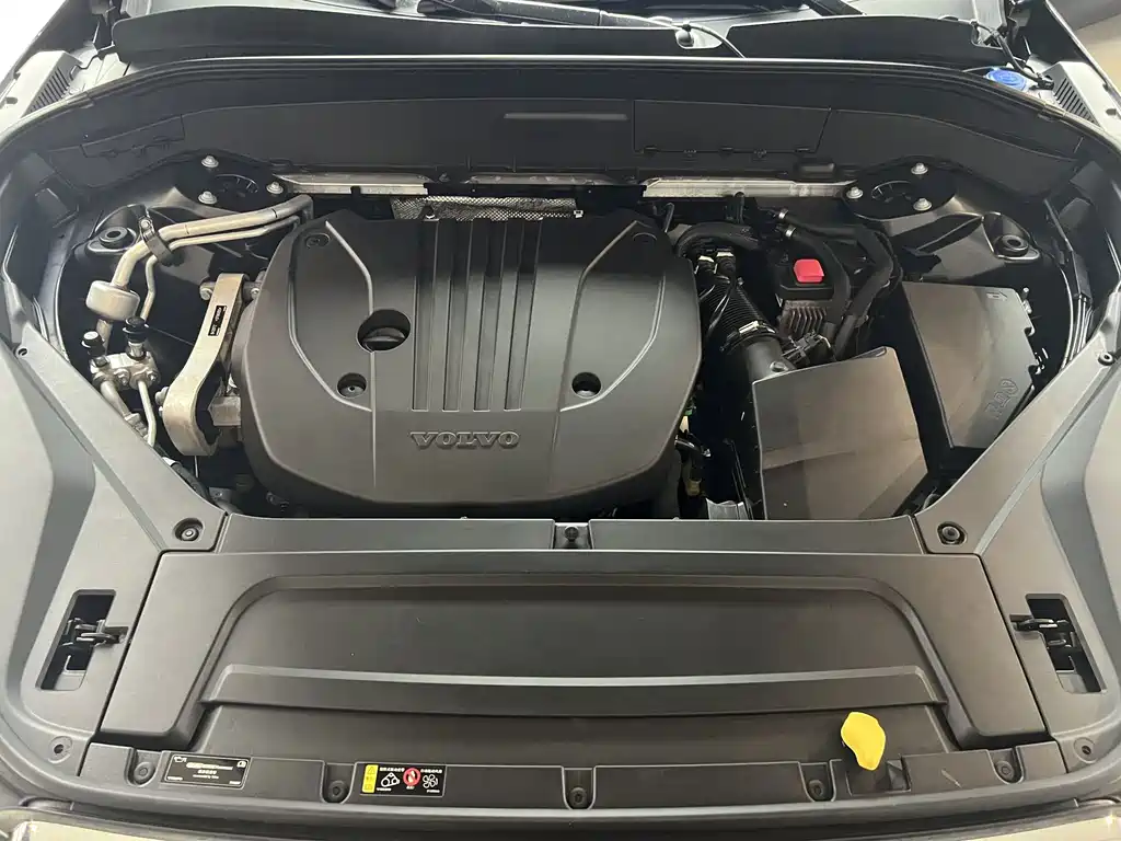 Volvo XC90 — миниатюра 16