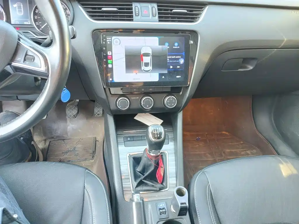 Skoda Octavia — миниатюра 14
