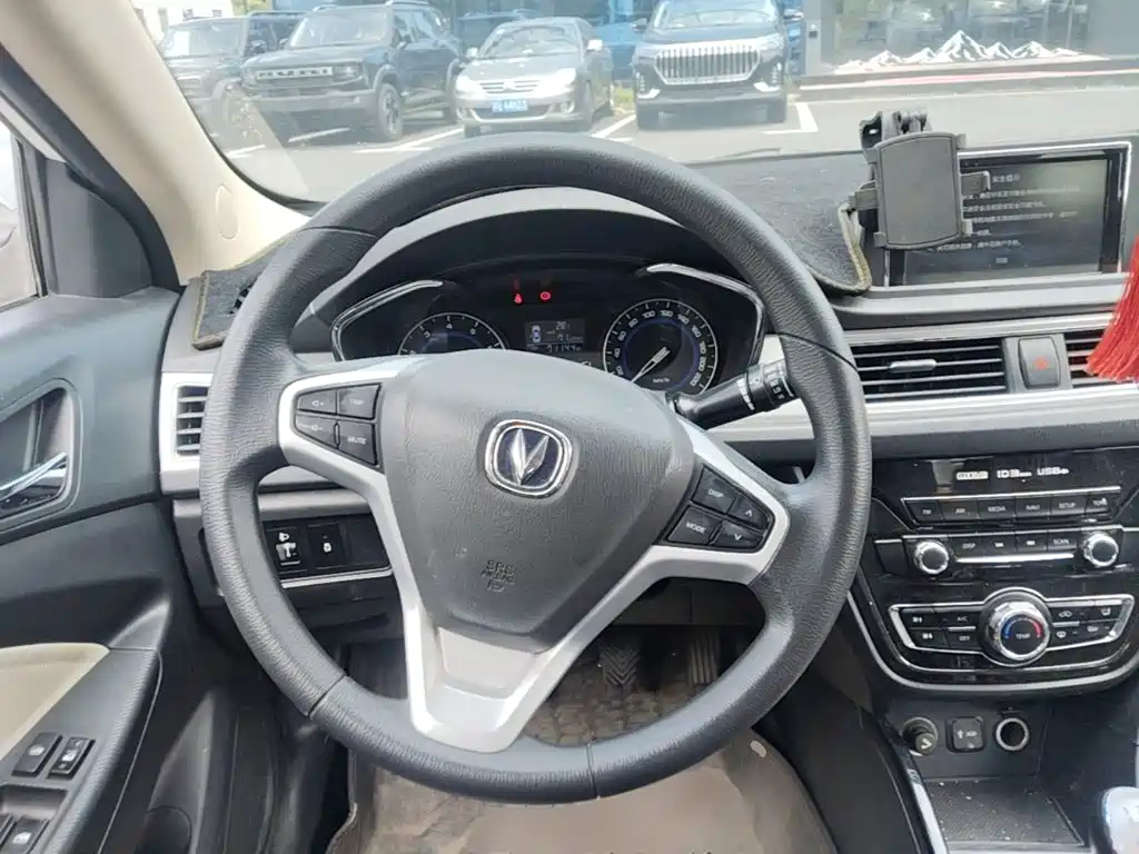 Changan V7 — миниатюра 15