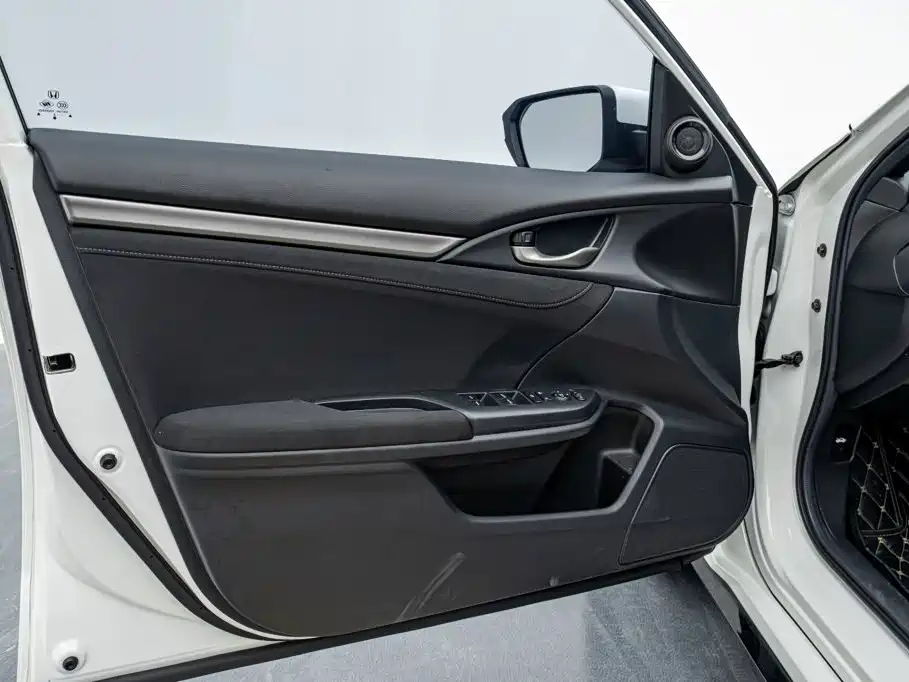 Honda Civic — миниатюра 15