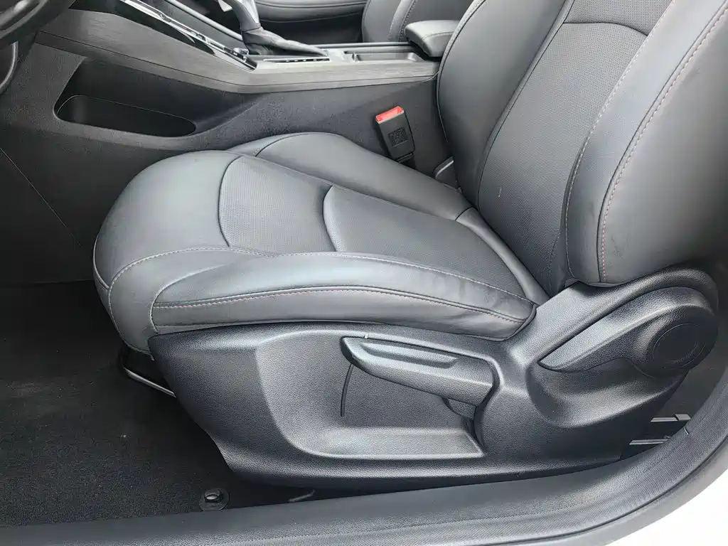 Roewe i5 — миниатюра 20