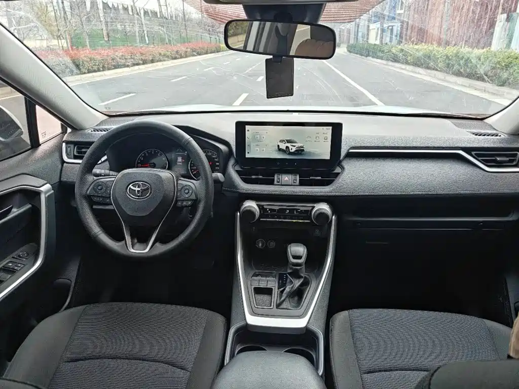 TOYOTA RAV4 RONGFANG