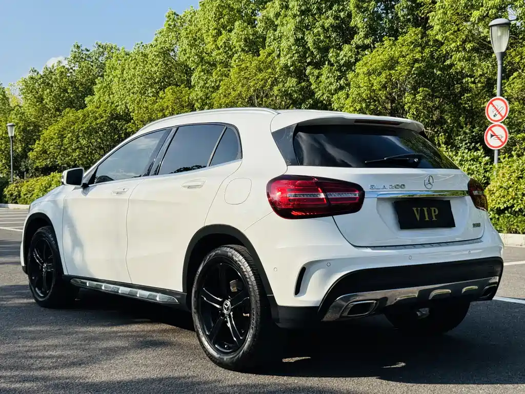 Mercedes-Benz GLA — миниатюра 6
