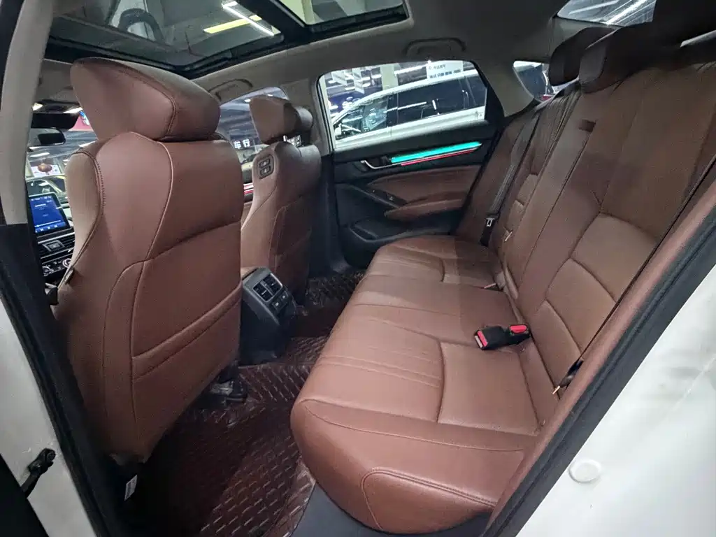 Honda Inspire — миниатюра 7