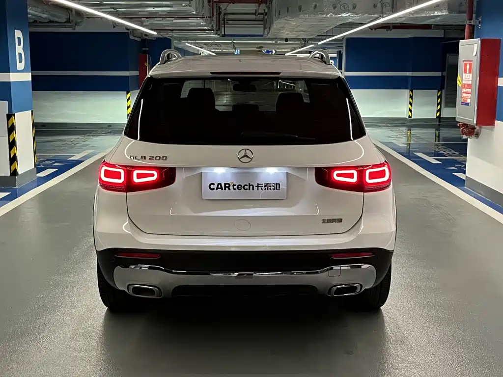 Mercedes-Benz GLB — миниатюра 2