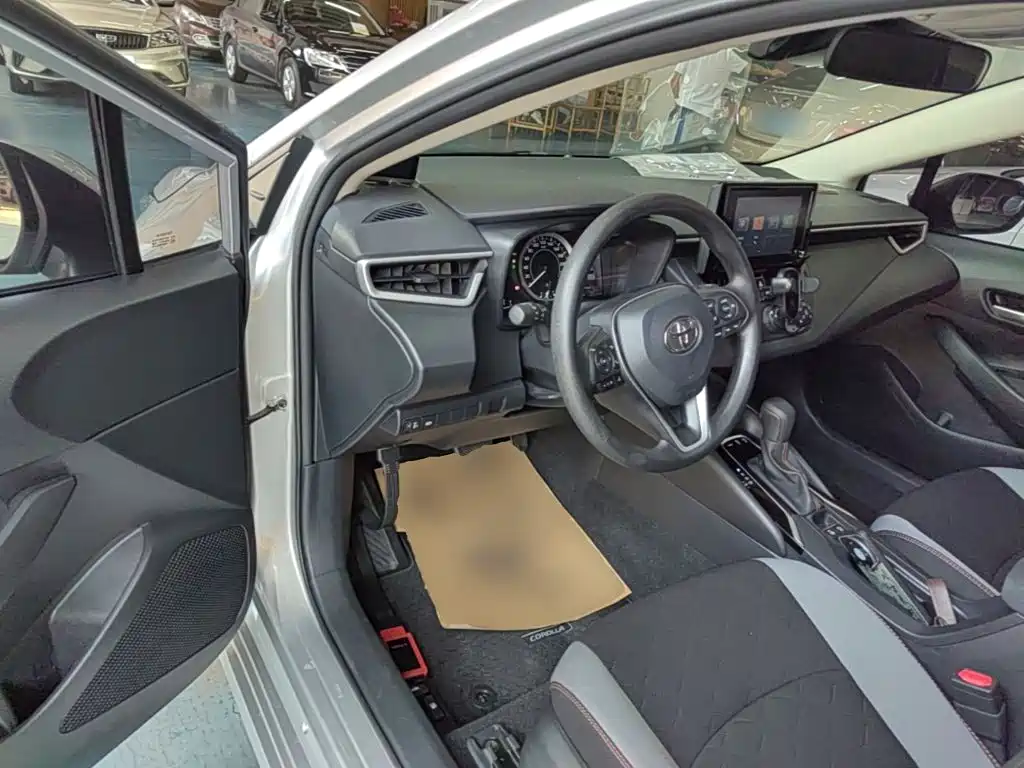 Toyota Corolla — миниатюра 16