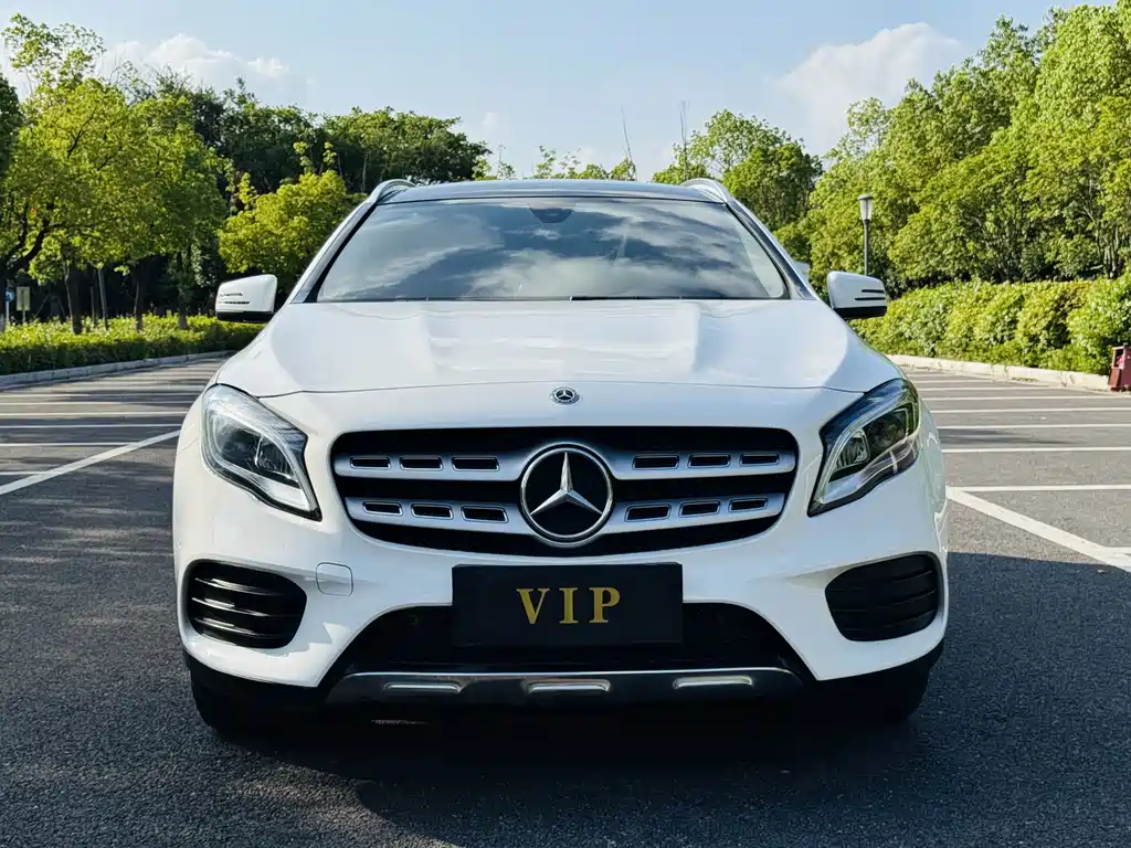 Mercedes-Benz GLA — миниатюра 2