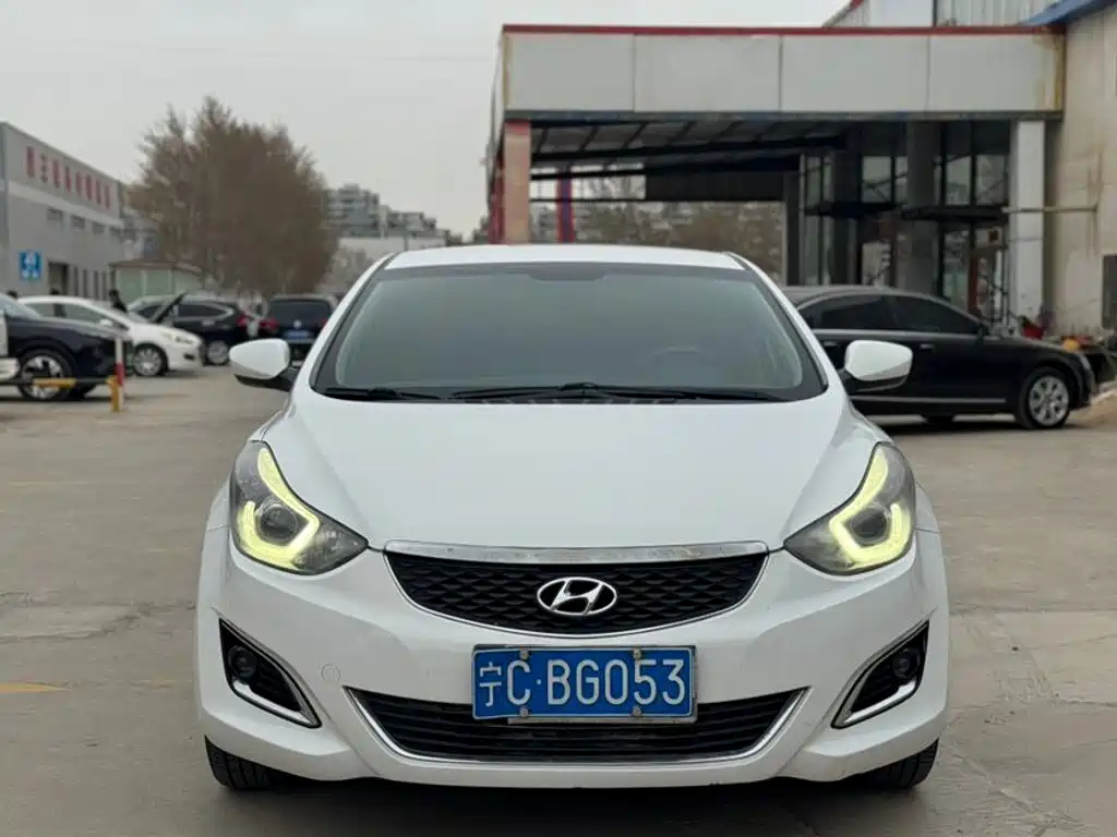 Hyundai Elantra Langdong — миниатюра 2