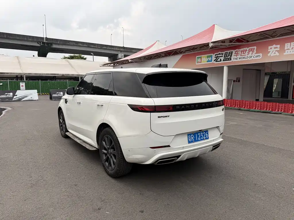 Land Rover Range Rover Sport 2024 400PS Dynamic SE
