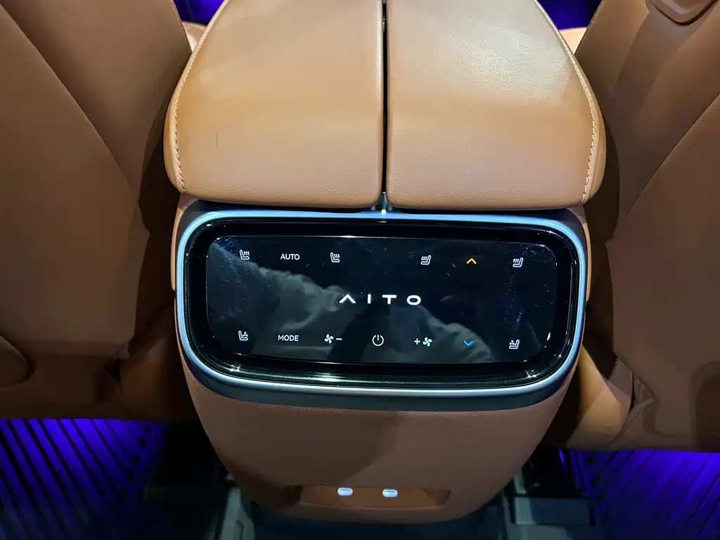 AITO Wenjie AITO M7 — миниатюра 10