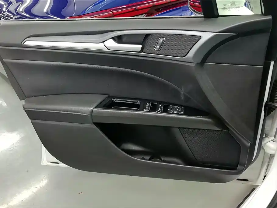 Ford Mondeo 2013 1.5L GTDi180 Fashion