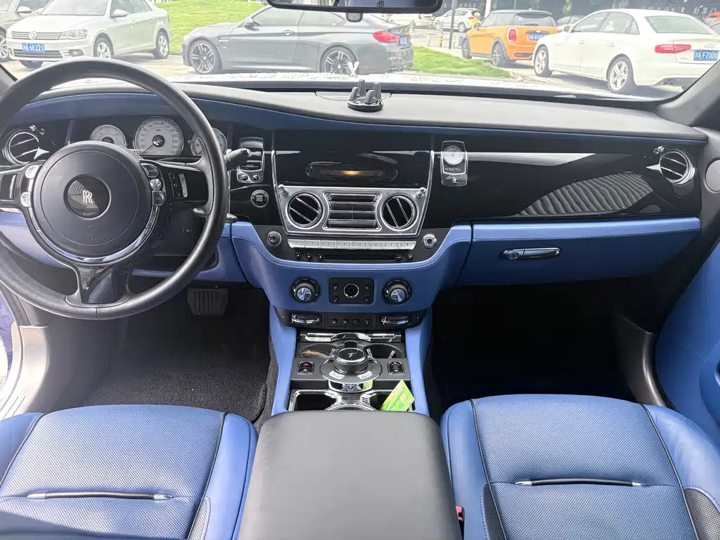 Rolls-Royce Wraith — миниатюра 8