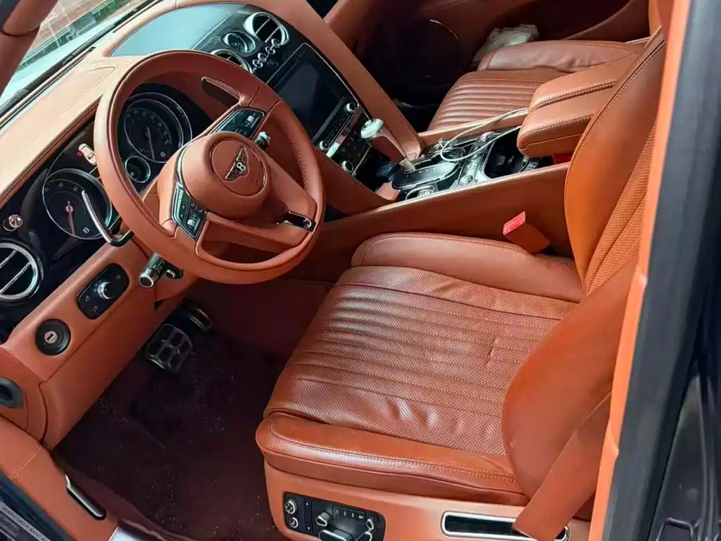 Bentley Flying Spur 2017 4.0T V8 Standard