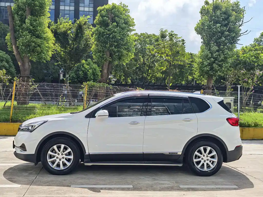 Buick Envision Plus — миниатюра 3