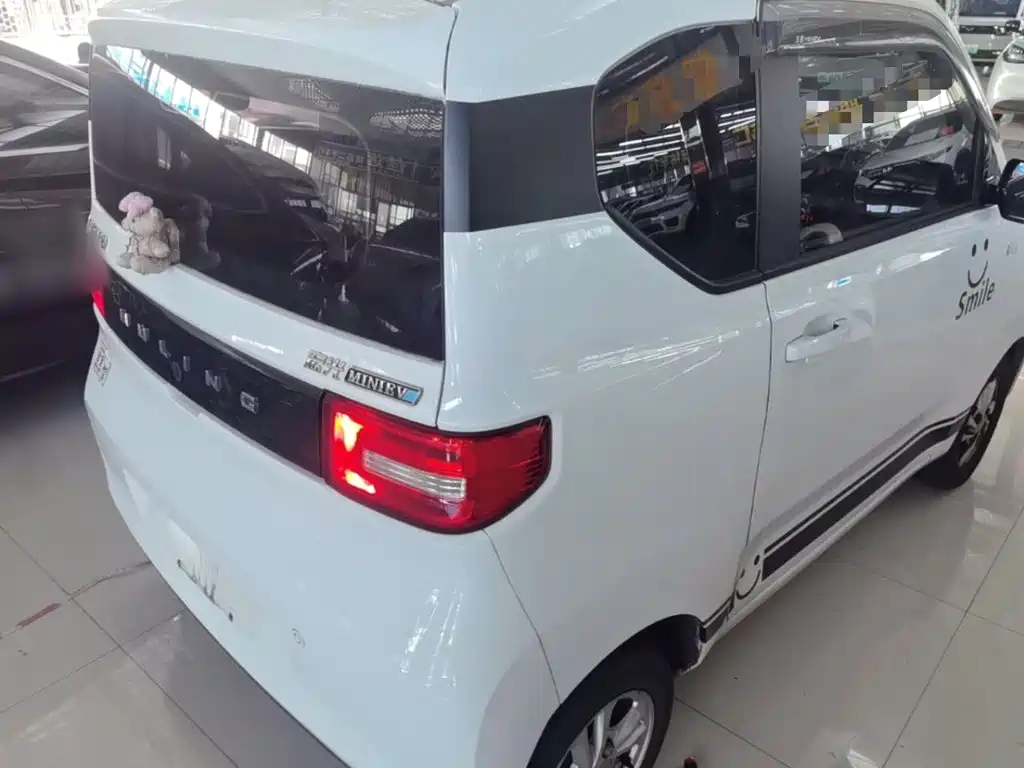Wuling MINIEV — миниатюра 7