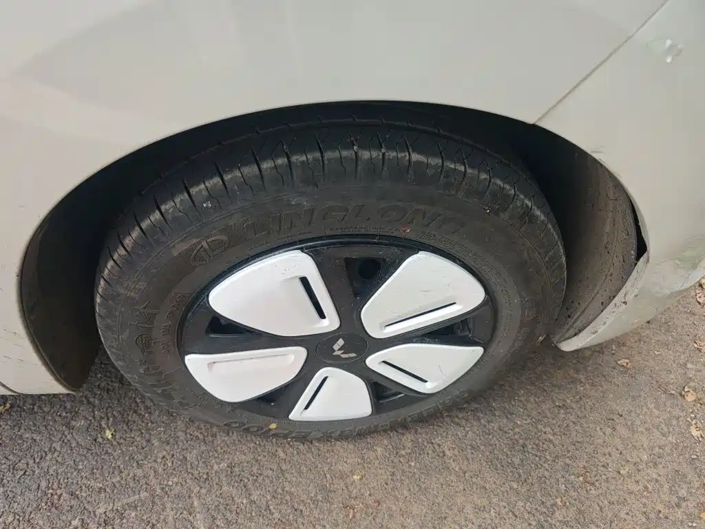Wuling MINIEV — миниатюра 25