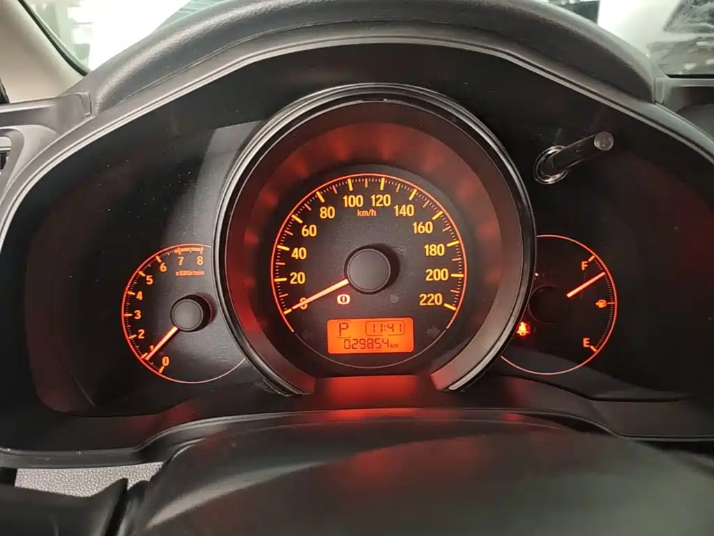 Honda Fit — миниатюра 12