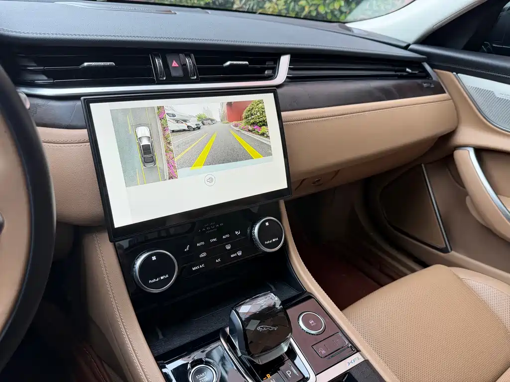 Jaguar XFL 2022 XFL 2.0T P250 Premium Luxury