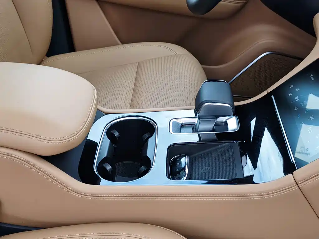 Li Auto Li ONE — миниатюра 13