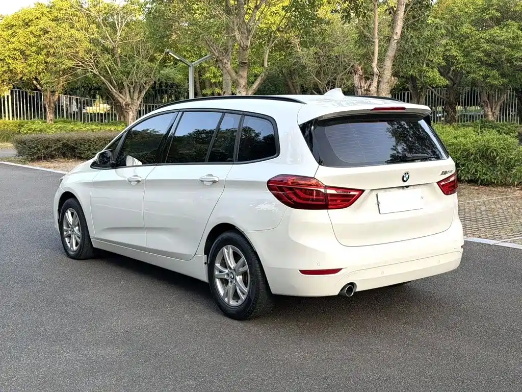BMW 2 Series Gran Tourer — миниатюра 4