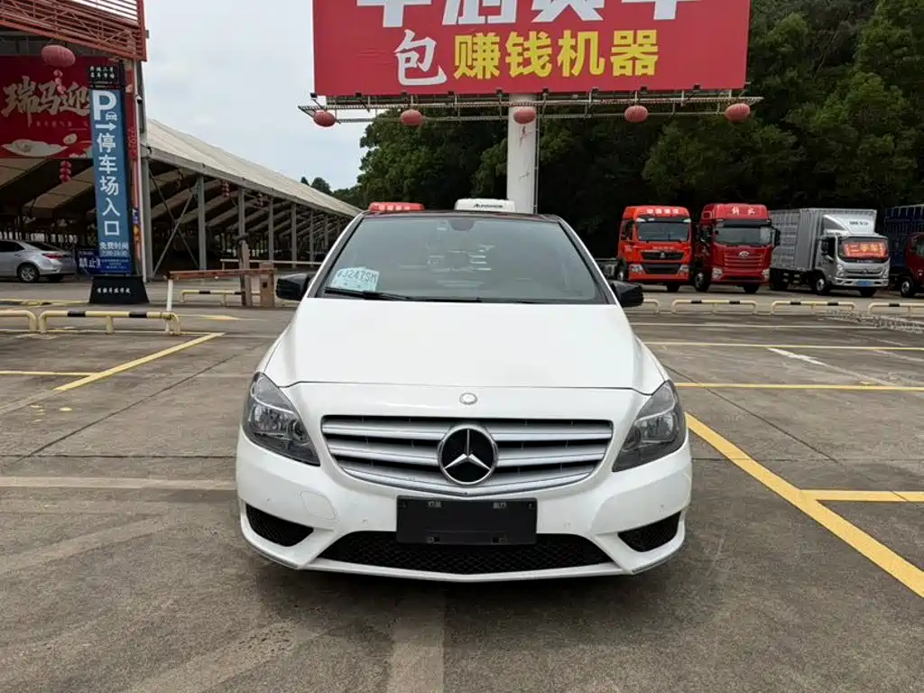 Mercedes-Benz B-Class — миниатюра 2