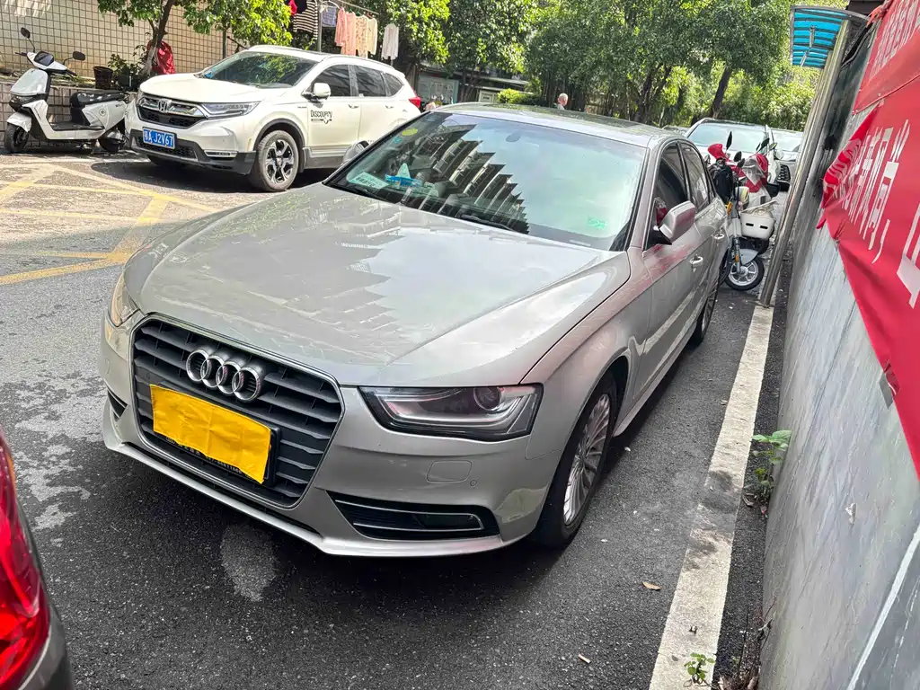 Audi A4L 2014