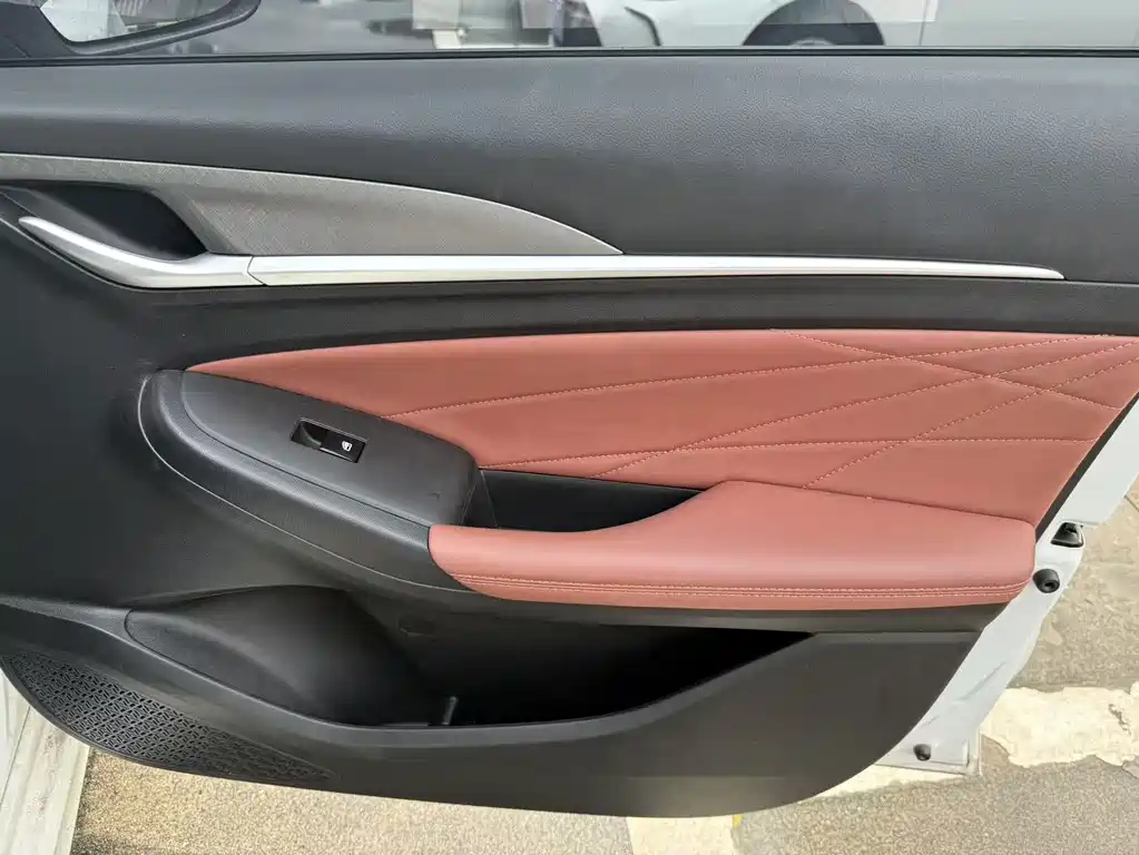 Changan Eado — миниатюра 12