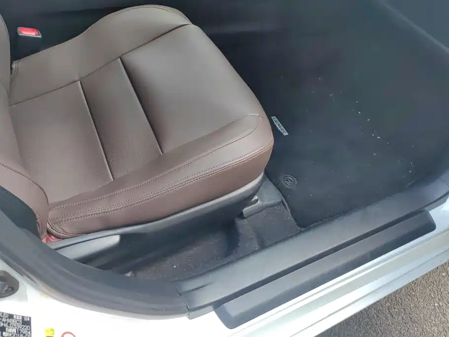 Lexus CT — миниатюра 8