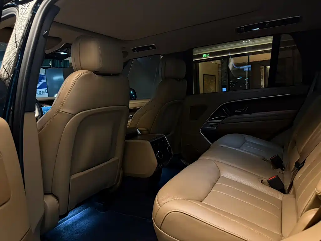 Land Rover Range Rover — миниатюра 11