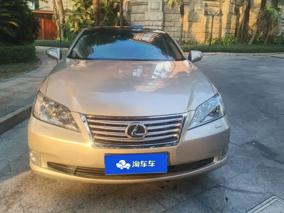 Lexus ES — миниатюра 2
