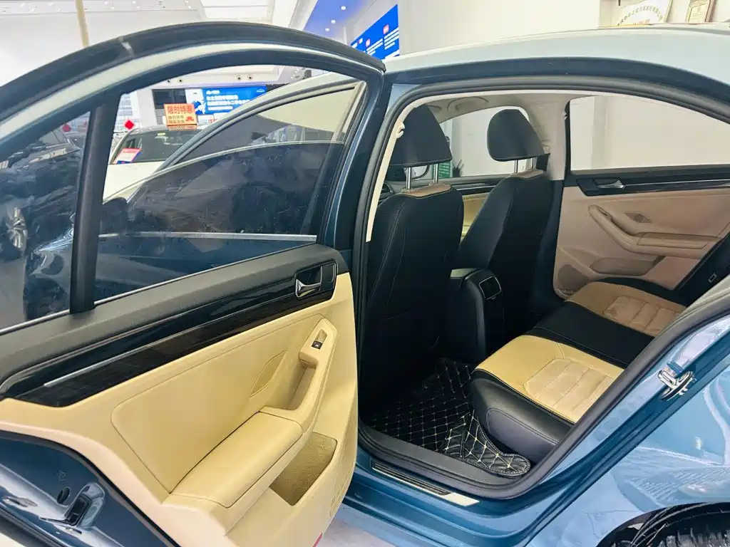 Volkswagen Sagitar — миниатюра 22