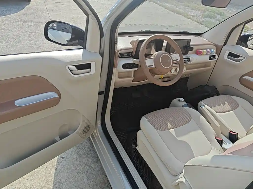 Wuling MINIEV — миниатюра 16