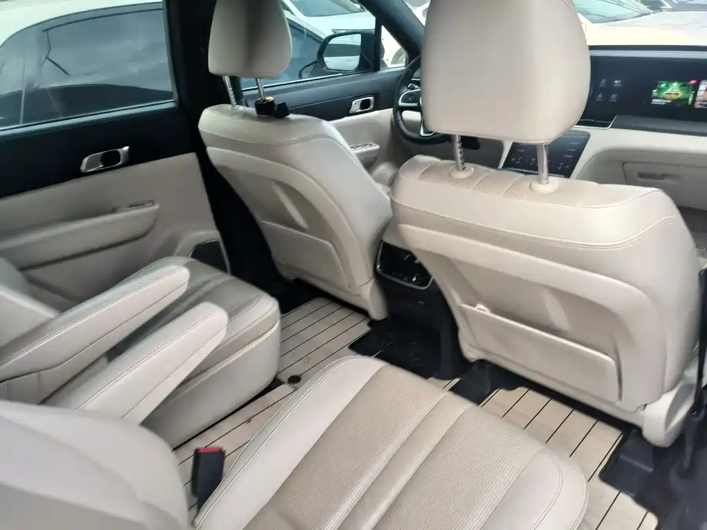 Li Auto Li ONE — миниатюра 3
