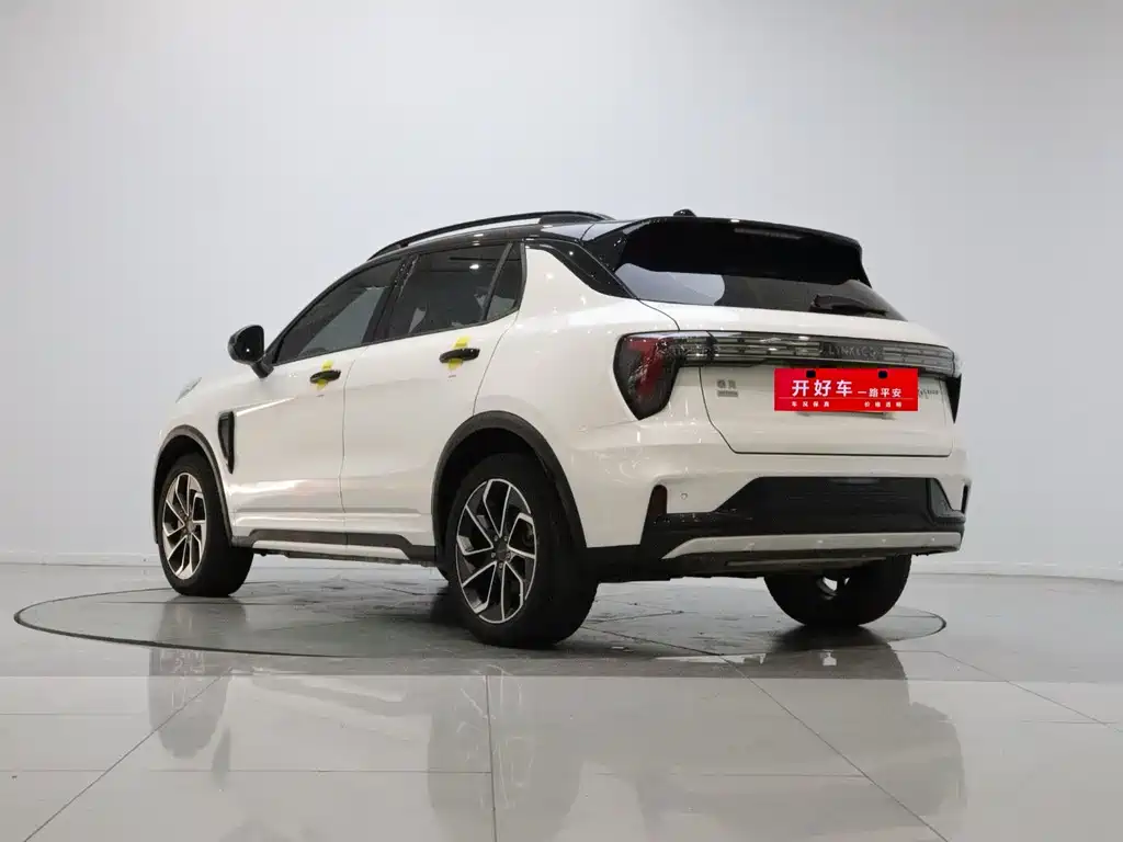 Lynk & Co 01 — миниатюра 6