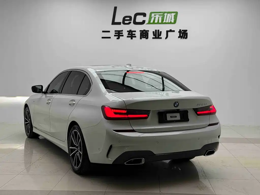 BMW 3 Series — миниатюра 6